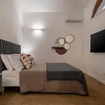 The Urban Blue, Superior Apartment Near Lungarni